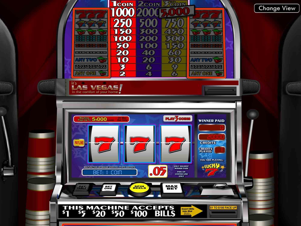Screenshot of BetSoft Lucky7 game interface
