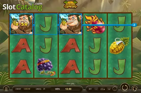 Screenshot showing gameplay of Banana Saga with vibrant colors.